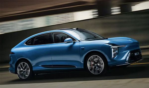 王兴兴：用遥控追求极致速度；蔡浩宇AI游戏上架2719元｜极客早知道凯时尊龙最新网站Sam Altman：AI存在泡沫；宇树机器人夺金(图3)